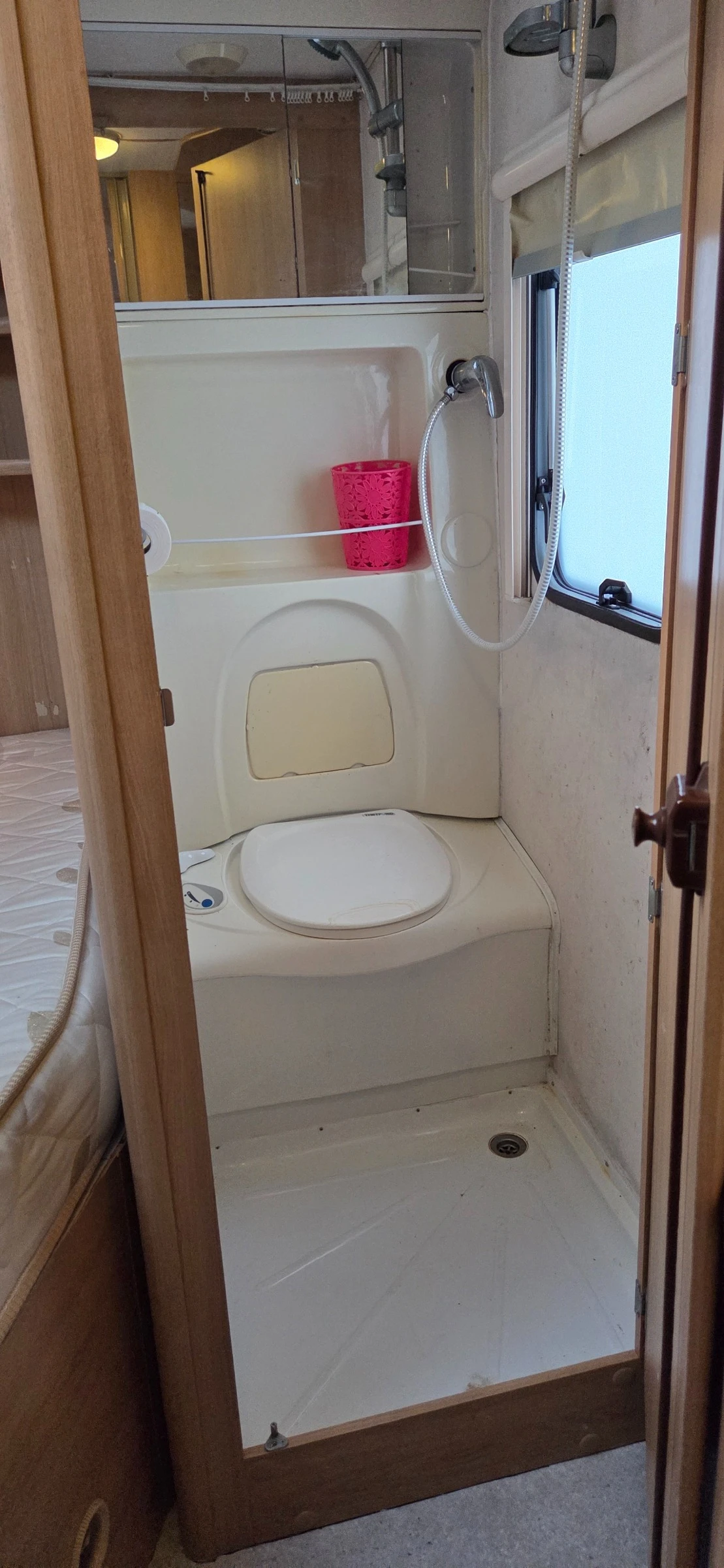 �������� Lunar Ultima | Mobile.bg � ����������� 12