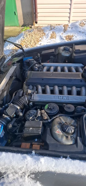 BMW 750 Е32 бартер - 7200 € / 14081.98 лв. - 63021285 7