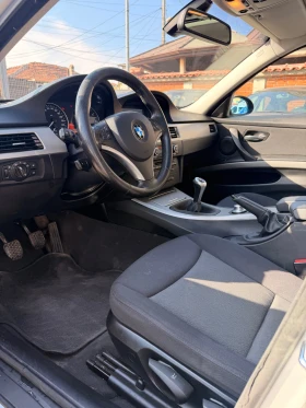 BMW 318 Панорама Подгрев Навигация 2 ключа - 3700 € / 7236.57 лв. - 37427193 9