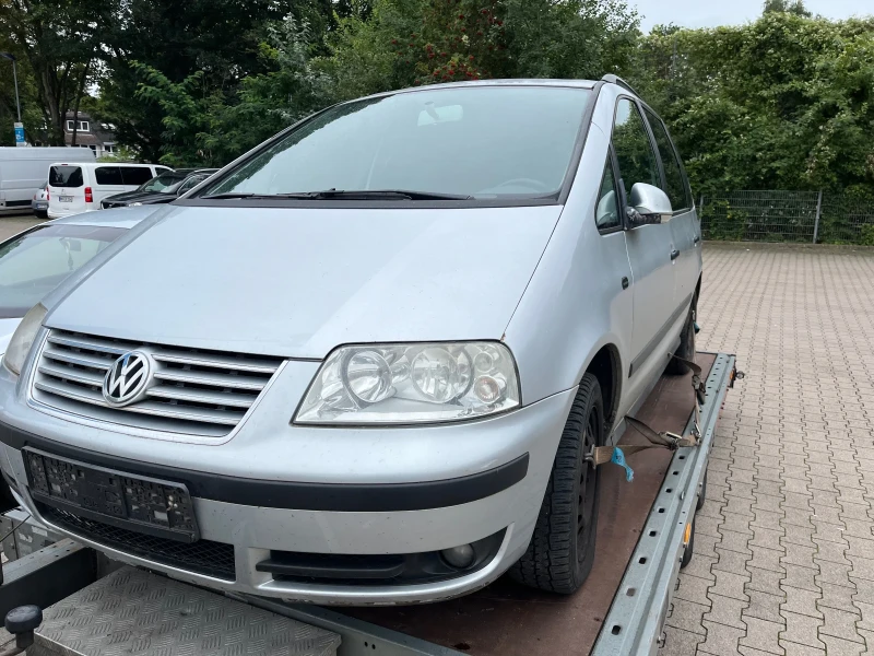 VW Sharan, снимка 11 - Автомобили и джипове - 47482429