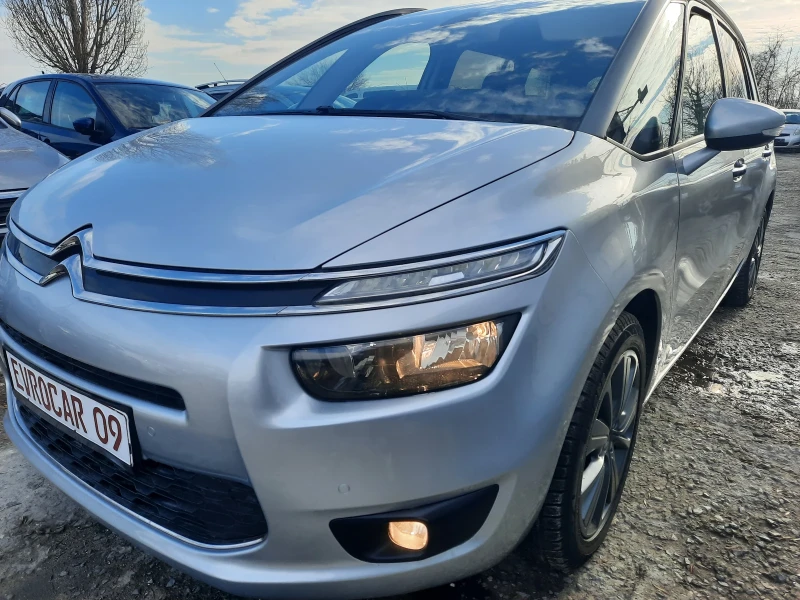 Citroen Grand C4 Picasso 2016та КАТО НОВА , снимка 1 - Автомобили и джипове - 48709426