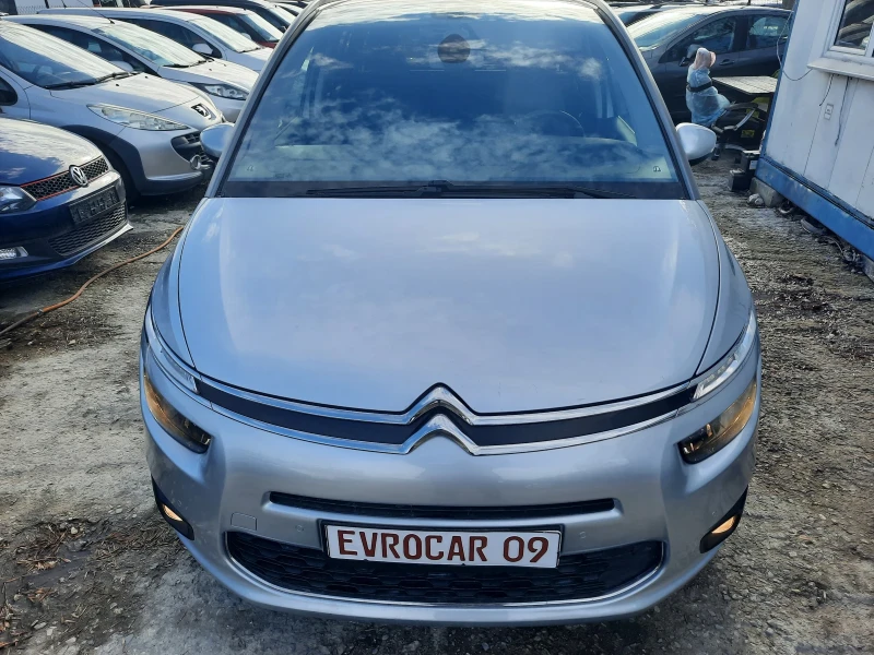 Citroen Grand C4 Picasso 2016та КАТО НОВА , снимка 3 - Автомобили и джипове - 48709426