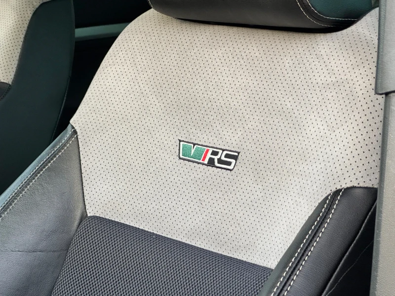 Skoda Octavia 2.0TSI VRS, снимка 14 - Автомобили и джипове - 51290915