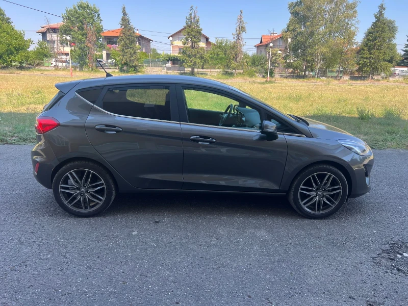 Ford Fiesta 1.5TDCI TITANIUM 34000Км ГАРАНЦИЯ 6М, снимка 4 - Автомобили и джипове - 51390404
