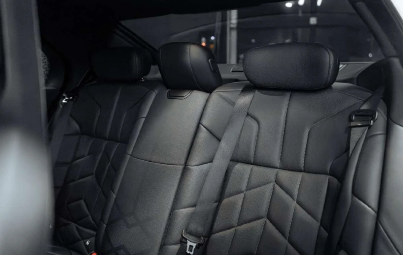 BMW 740 d xDrive M Pack, снимка 14 - Автомобили и джипове - 52553661