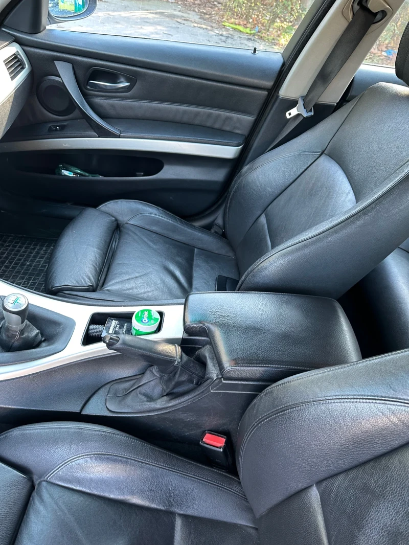 BMW 330, снимка 11 - Автомобили и джипове - 52736077