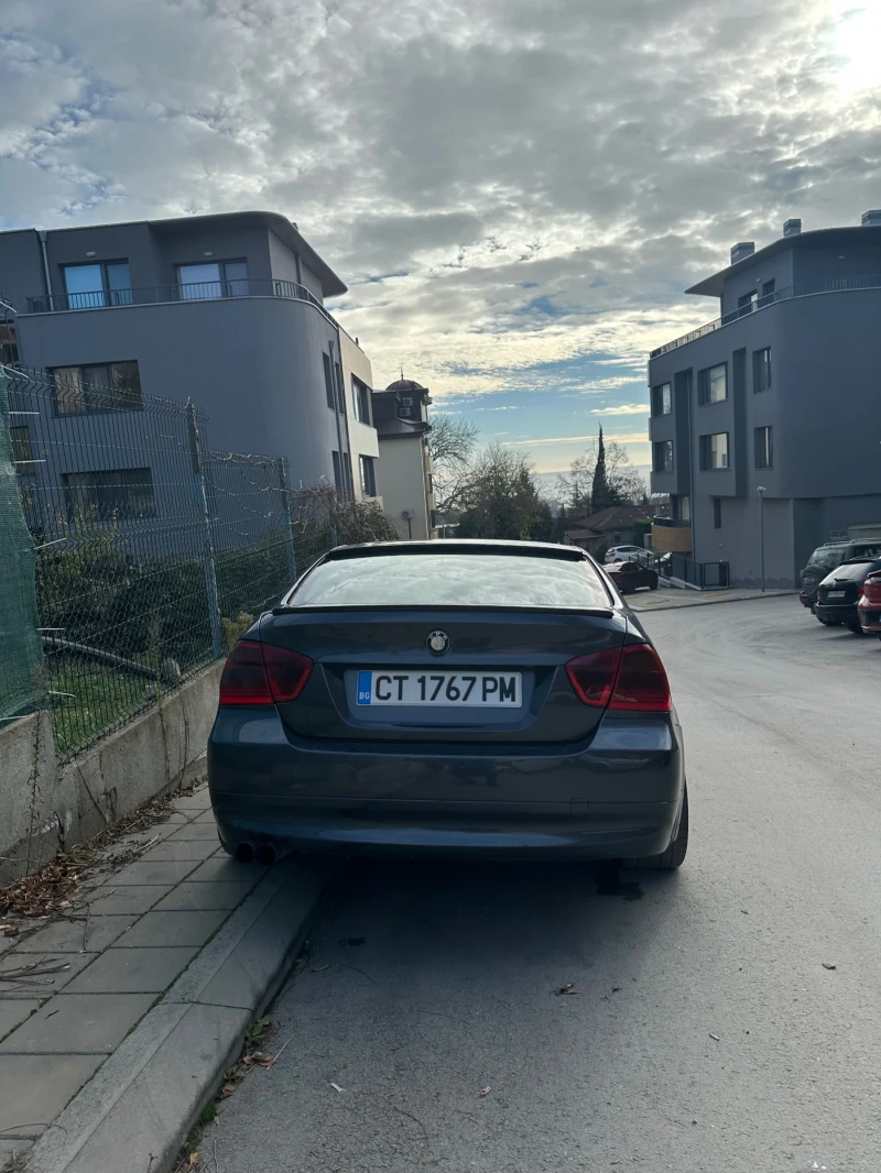 BMW 330, снимка 6 - Автомобили и джипове - 52736077