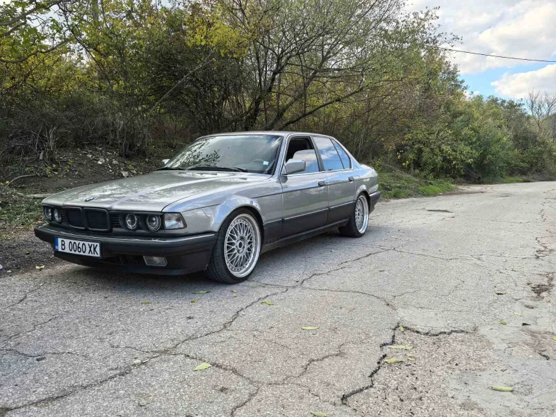BMW 750, снимка 6 - Автомобили и джипове - 52916110