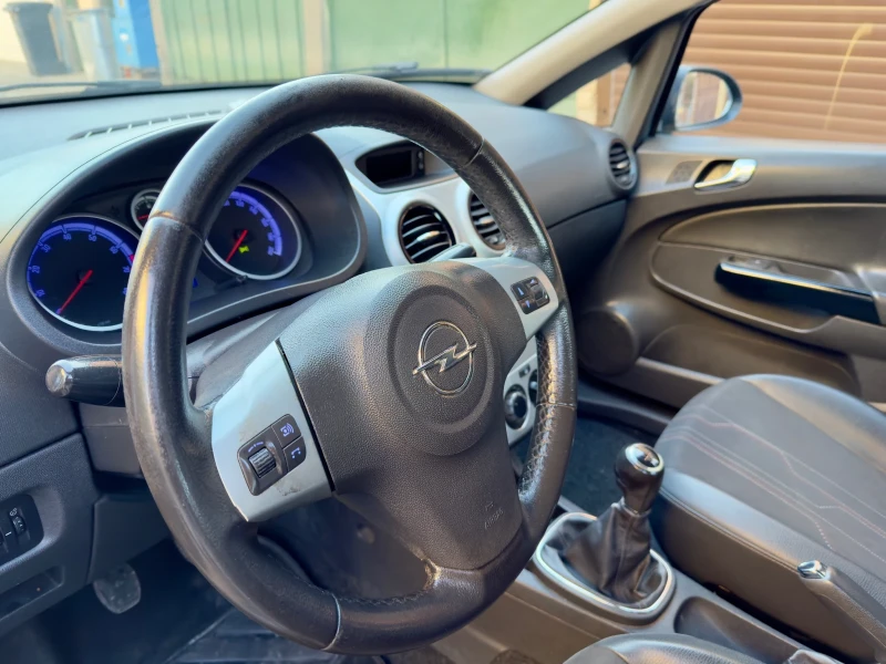 Opel Corsa LPG* , снимка 7 - Автомобили и джипове - 53081090