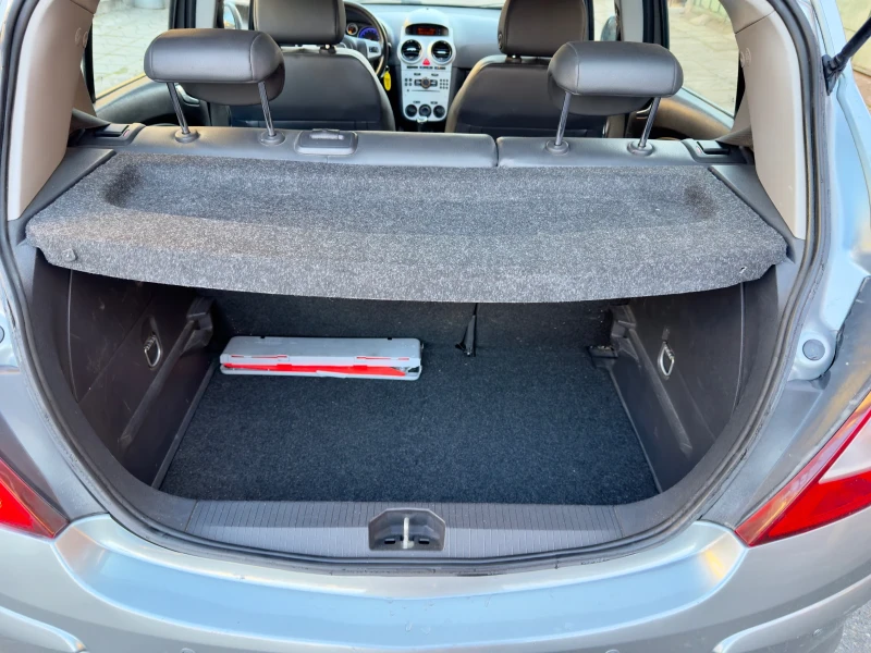 Opel Corsa LPG* , снимка 11 - Автомобили и джипове - 53081090