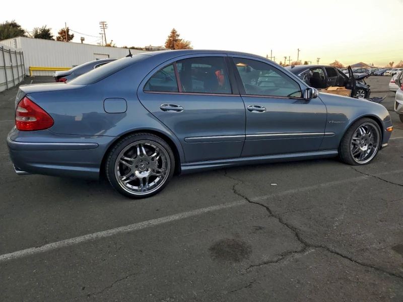 Mercedes-Benz E 55 AMG AMG, снимка 5 - Автомобили и джипове - 53095033