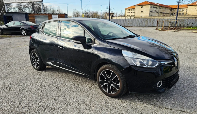 Renault Clio, снимка 8 - Автомобили и джипове - 53102622