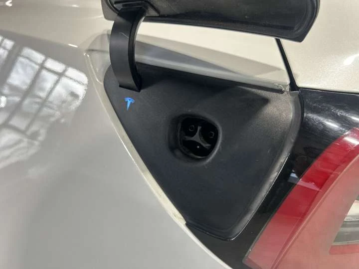 Tesla Model 3 Standard Range Plus / Excellent Condition/Leather/, снимка 17 - Автомобили и джипове - 53603898