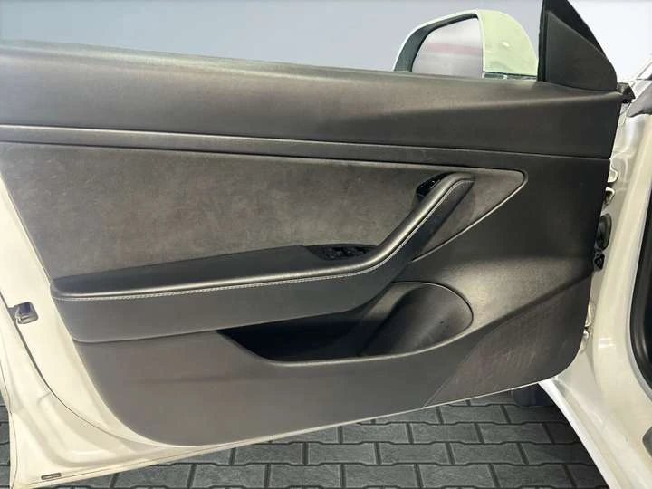 Tesla Model 3 Standard Range Plus / Excellent Condition/Leather/, снимка 12 - Автомобили и джипове - 53603898