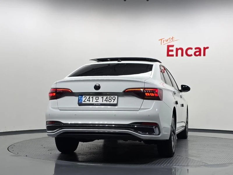 VW Jetta 1.5 DNK Automatic КРАЙНА ЦЕНА: 20154 EUR !!!РЕАЛНА, снимка 4 - Автомобили и джипове - 55969518