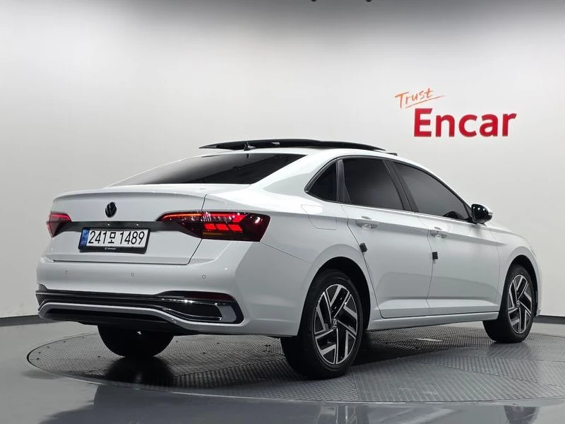 VW Jetta 1.5 DNK Automatic КРАЙНА ЦЕНА: 20154 EUR !!!РЕАЛНА, снимка 2 - Автомобили и джипове - 55969518