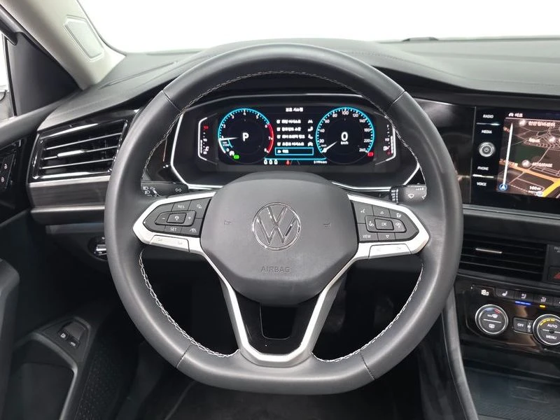 VW Jetta 1.5 DNK Automatic КРАЙНА ЦЕНА: 20154 EUR !!!РЕАЛНА, снимка 14 - Автомобили и джипове - 55969518