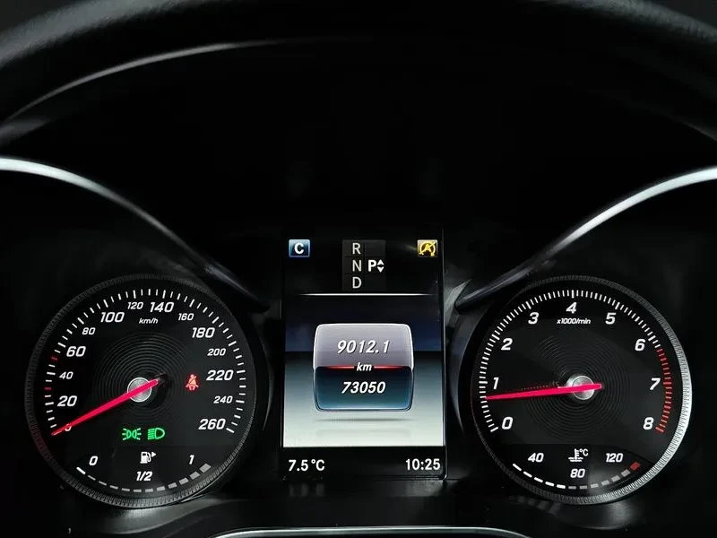 Mercedes-Benz C 200 САМО 30% АВАНС, снимка 15 - Автомобили и джипове - 56064893