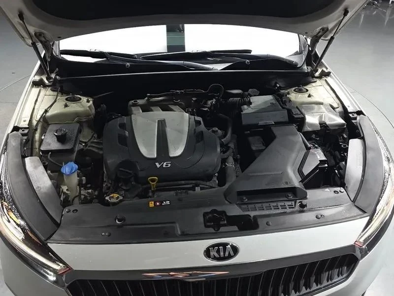 Kia K7, снимка 6 - Автомобили и джипове - 56689473