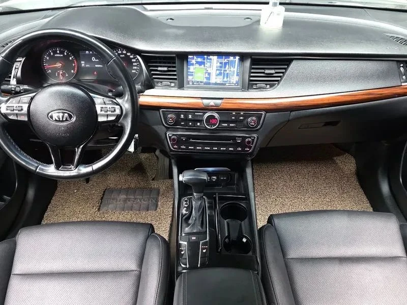 Kia K7, снимка 7 - Автомобили и джипове - 56689473