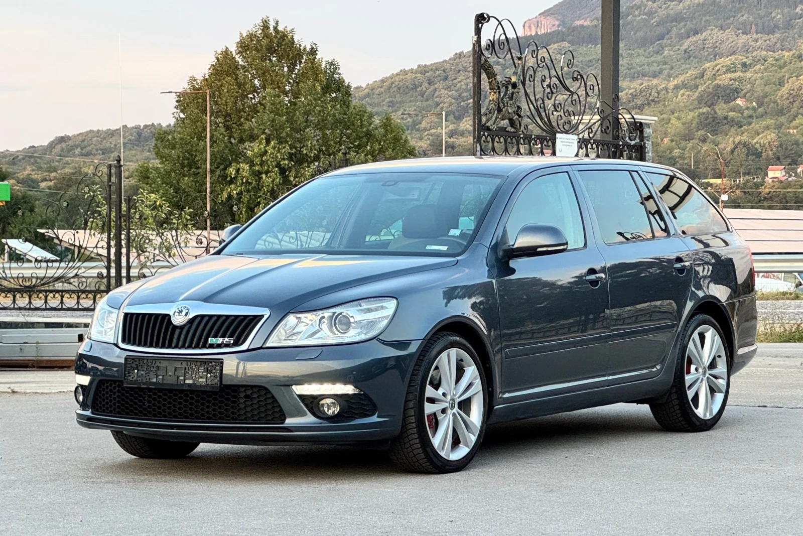 Skoda Octavia 2.0TSI VRS - изображение 2