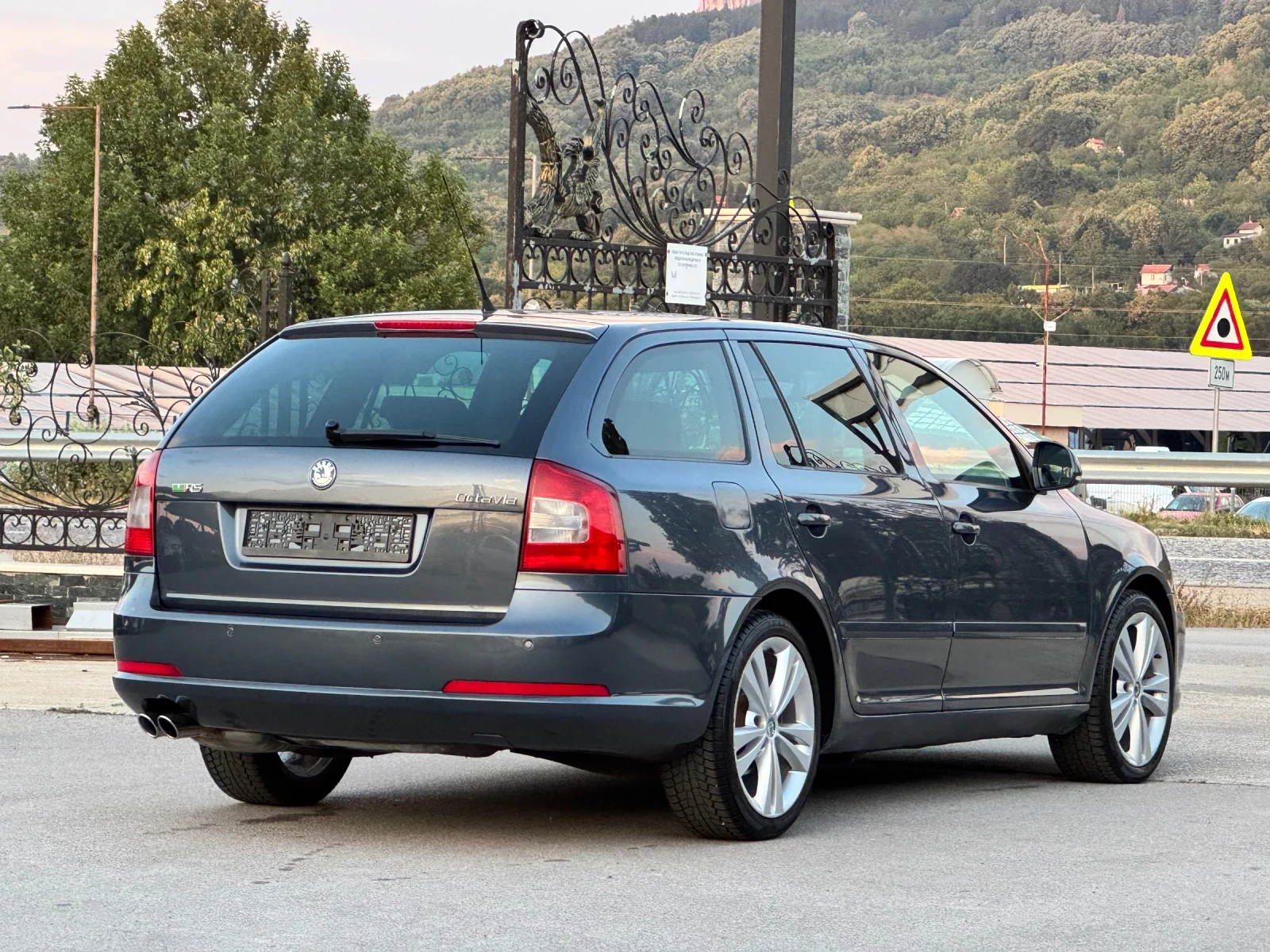Skoda Octavia 2.0TSI VRS - изображение 5