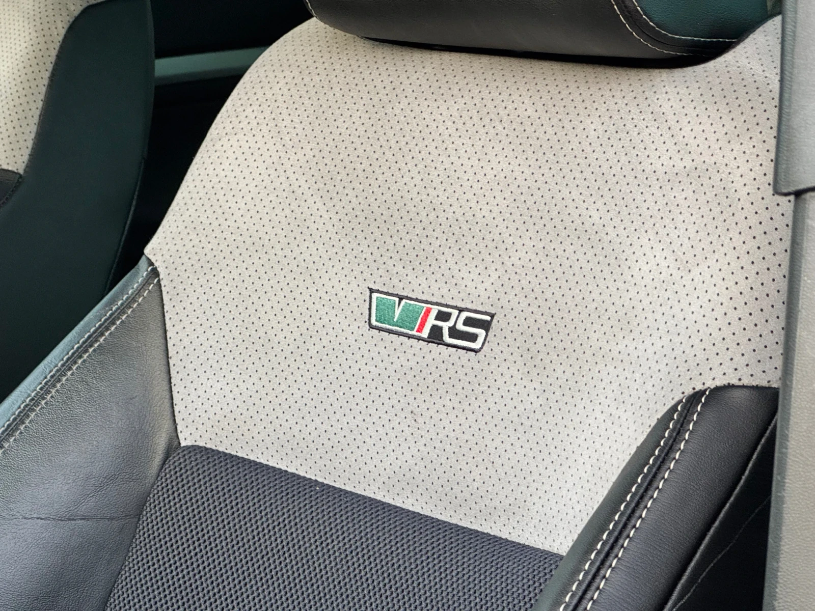 Skoda Octavia 2.0TSI VRS | Mobile.bg — изображение 14