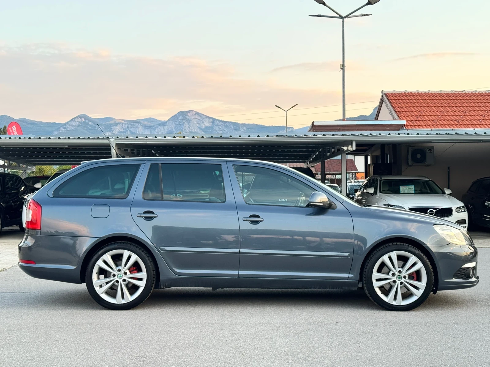 Skoda Octavia 2.0TSI VRS - изображение 6