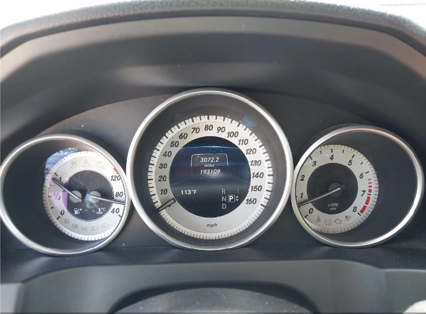 Mercedes-Benz E 400 AMG-PACK - изображение 8
