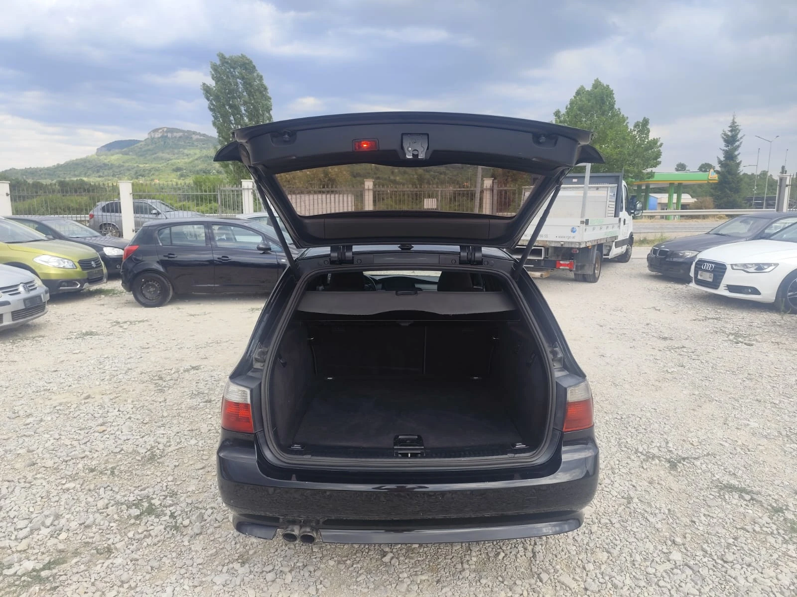 BMW 525 2.5 дизел ИТАЛИЯ - изображение 7