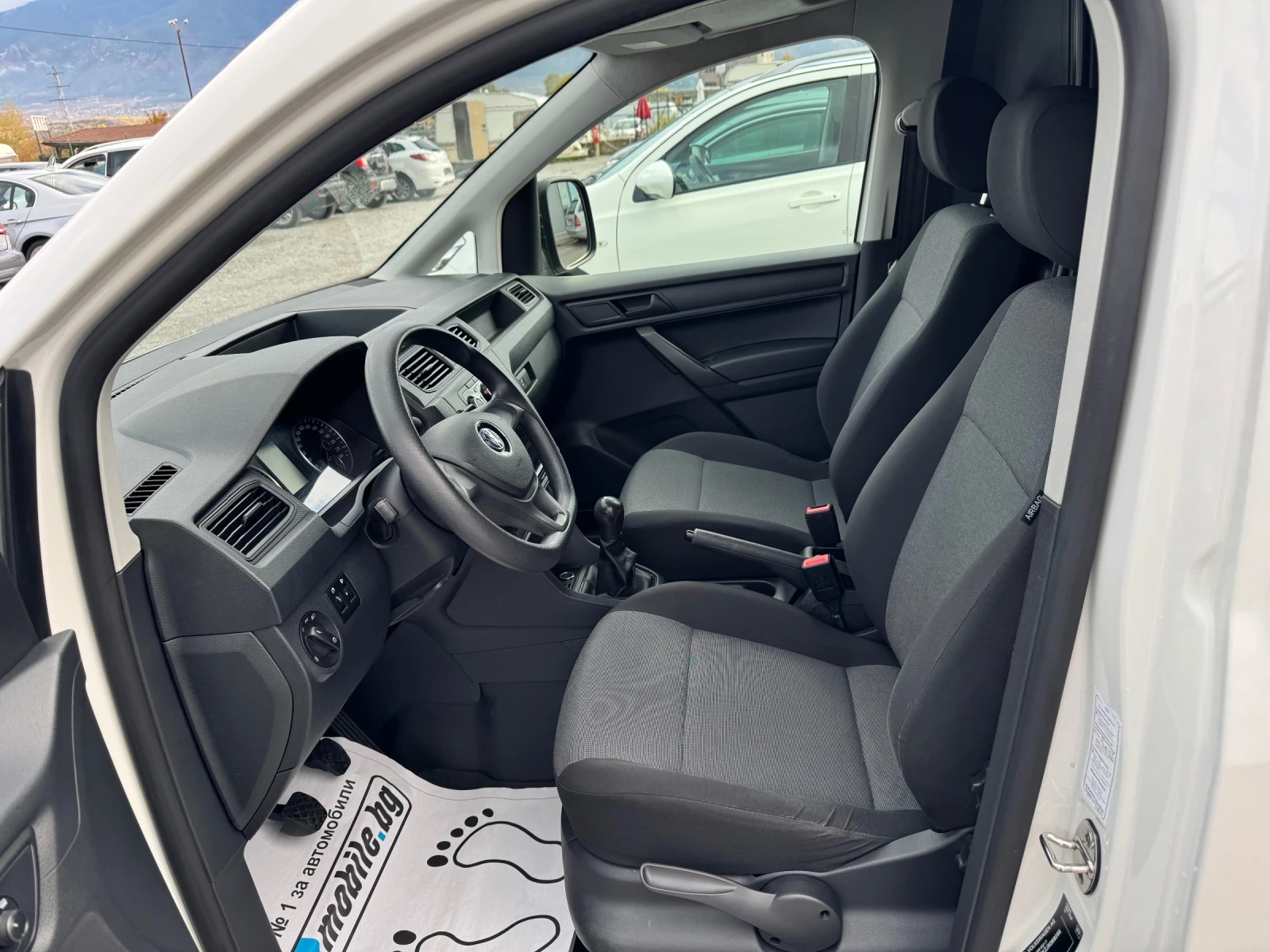 VW Caddy 2.0TDI/ТОП СЪСТОЯНИЕ - изображение 7