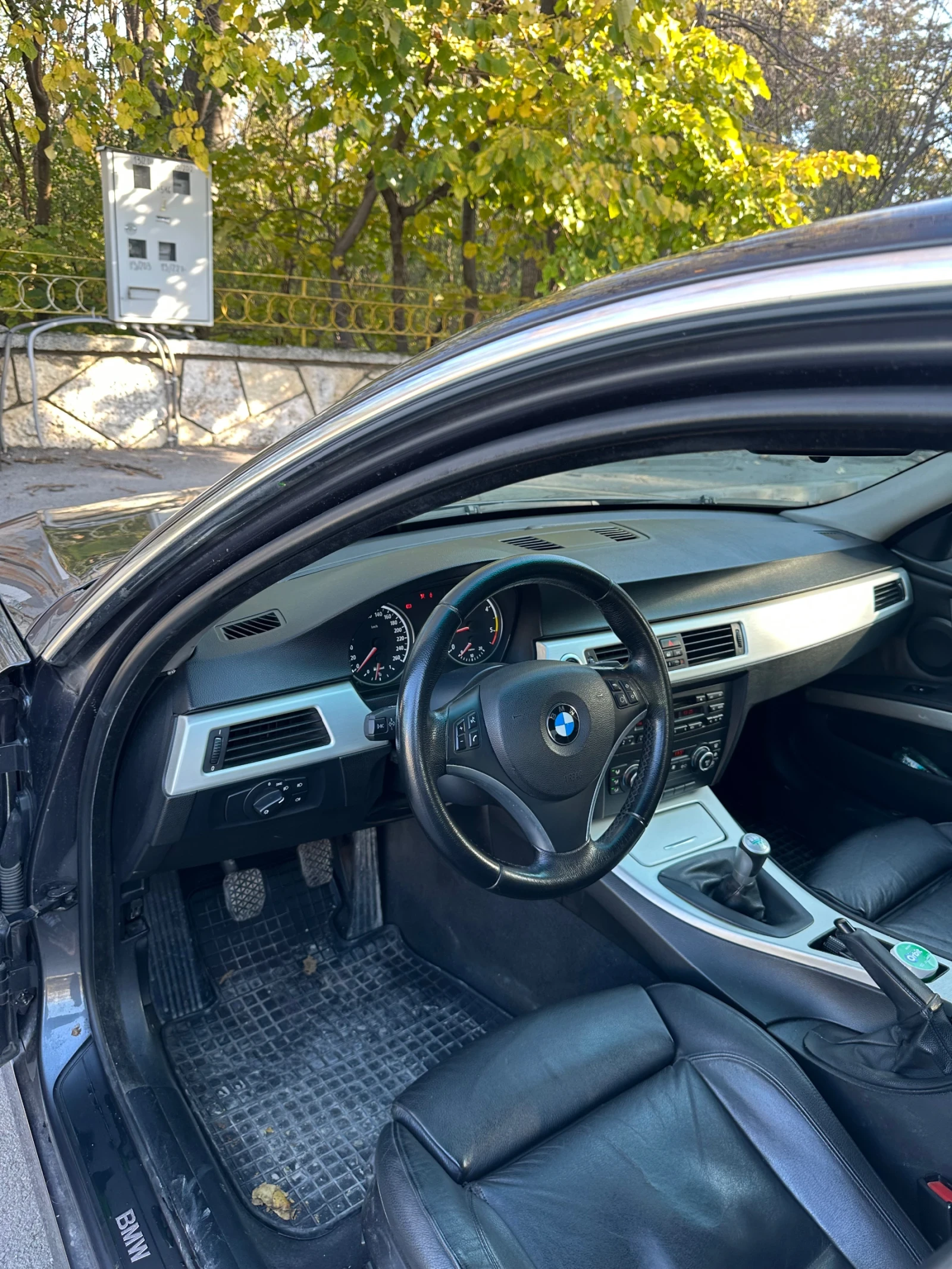 BMW 330  - изображение 10