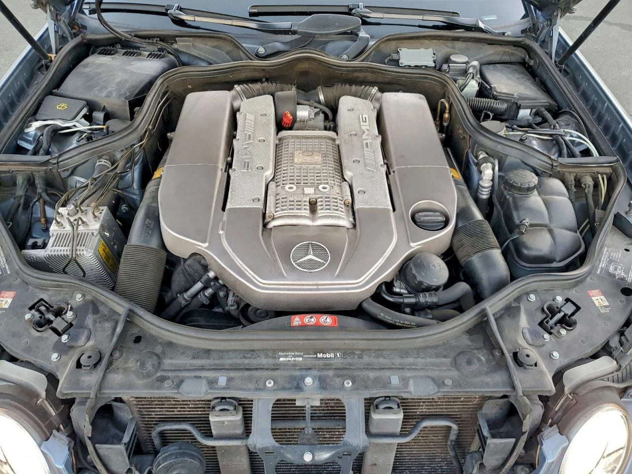 Mercedes-Benz E 55 AMG AMG - изображение 10