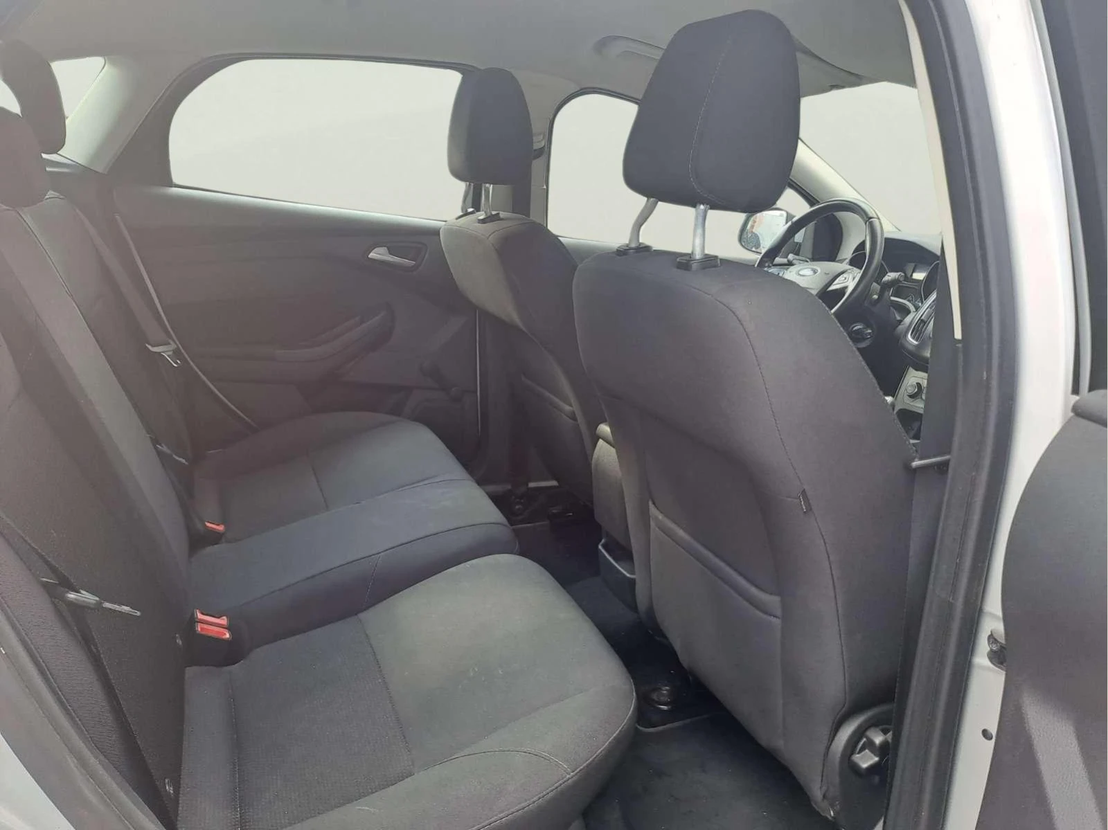 Ford Focus 1.0 EcoBoost - изображение 10