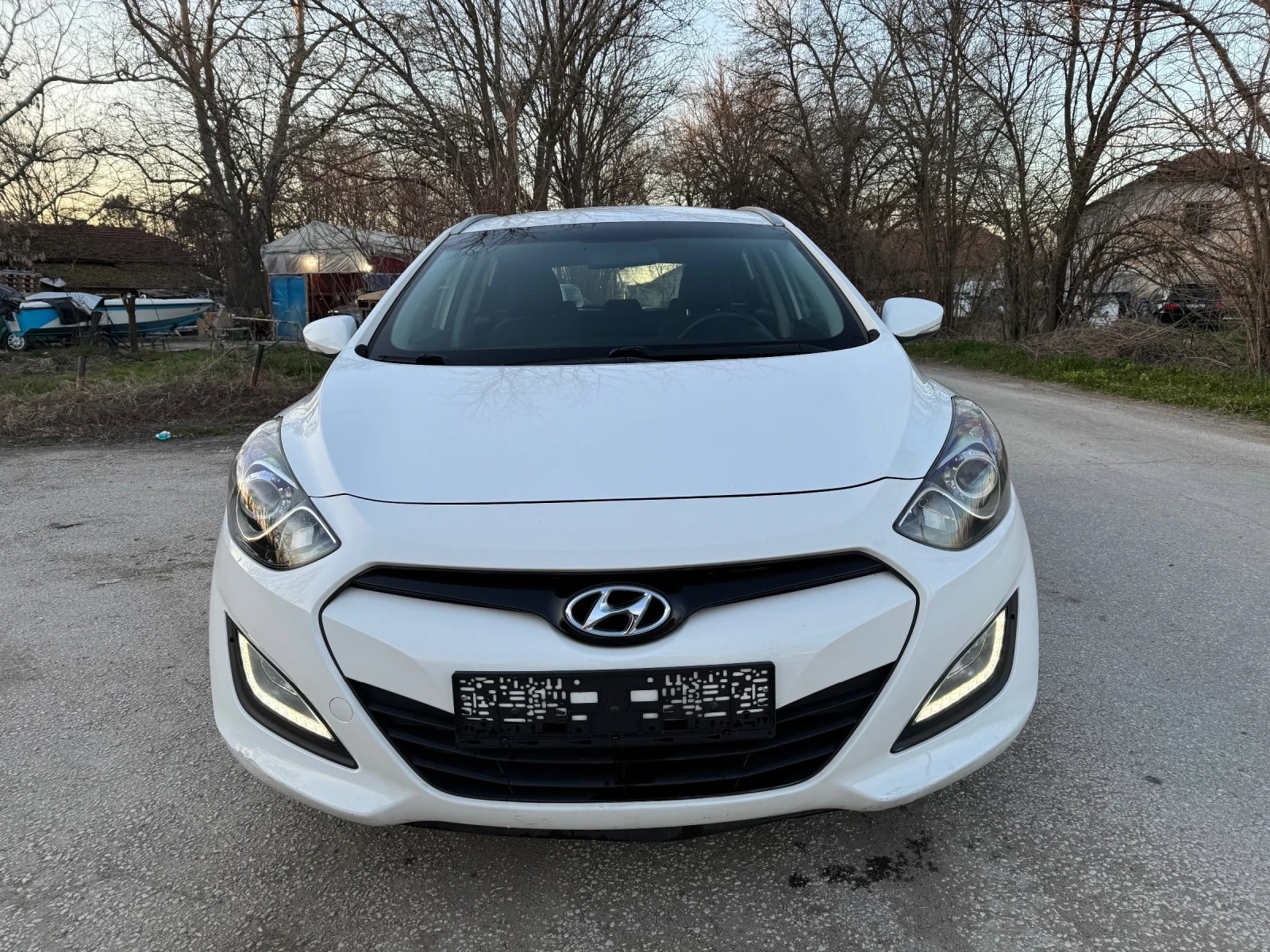 Hyundai I30 1.6CRDI 110�� 6-�� LED 2-����� ����������� ������� | Mobile.bg � ����������� 2
