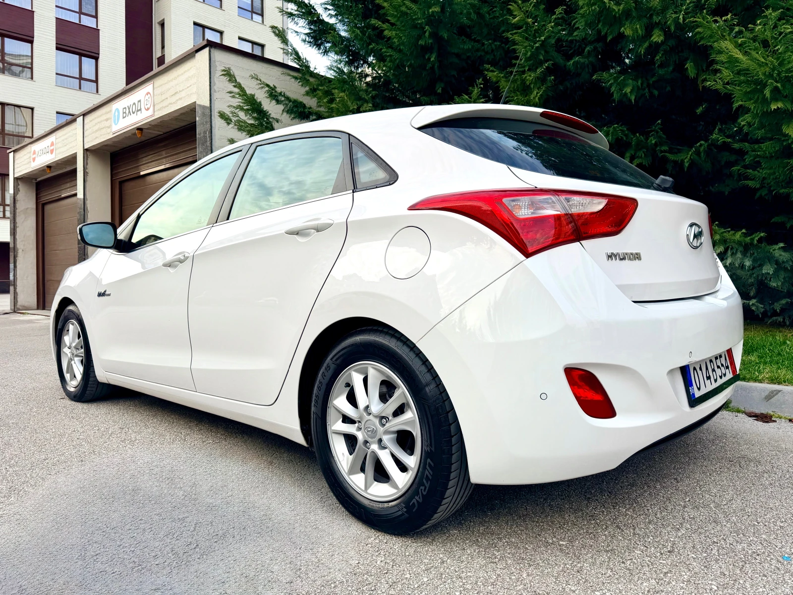Hyundai I30 1.6i NAVI KAMERA PARKTRONIK , снимка 7 - Автомобили и джипове - 53830980
