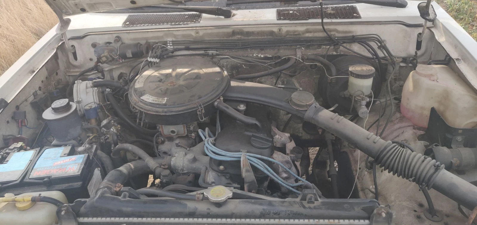 Nissan Pickup 2.4, снимка 13 - Автомобили и джипове - 53875983