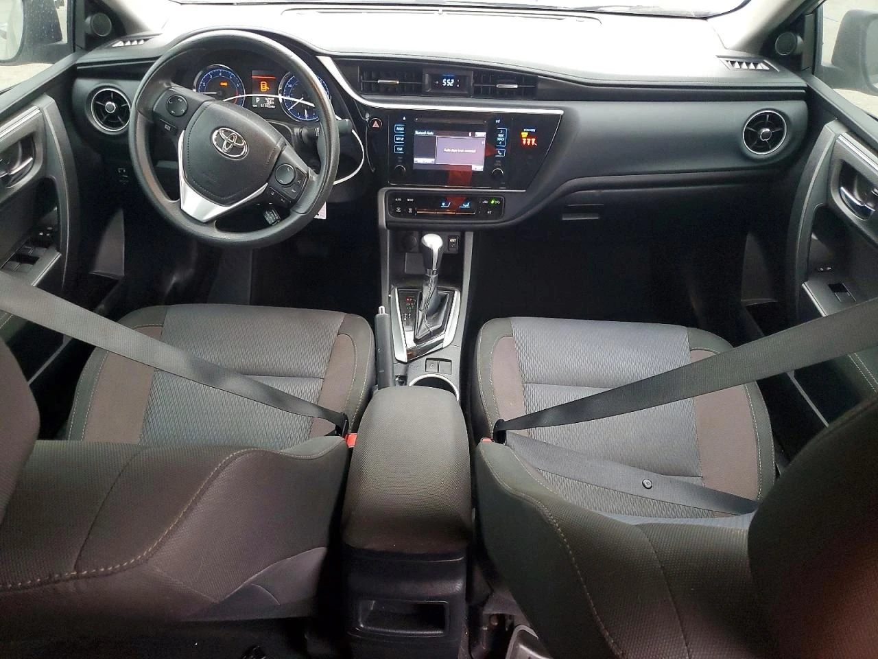 Toyota Corolla 1.8l Le, снимка 8 - Автомобили и джипове - 53940217