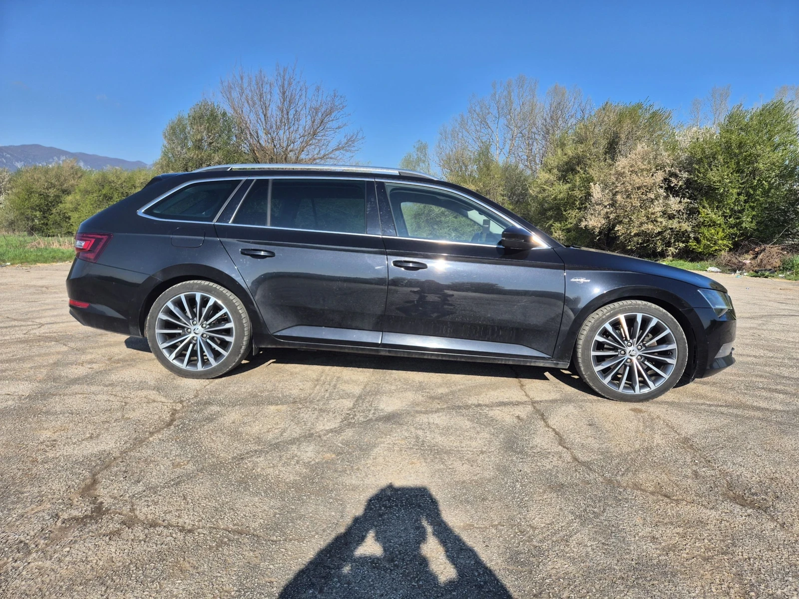 Skoda Superb 2.0 TDI 190 4x4, снимка 3 - Автомобили и джипове - 54170753