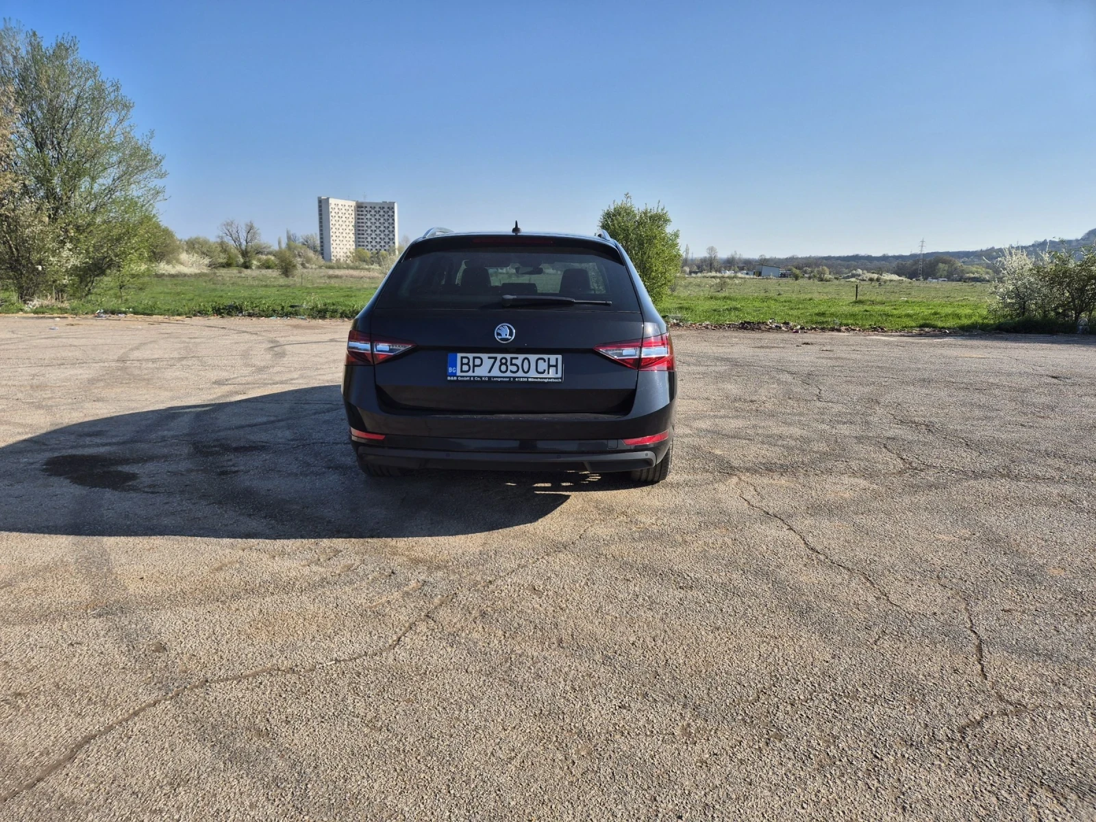 Skoda Superb 2.0 TDI 190 4x4, снимка 5 - Автомобили и джипове - 54170753