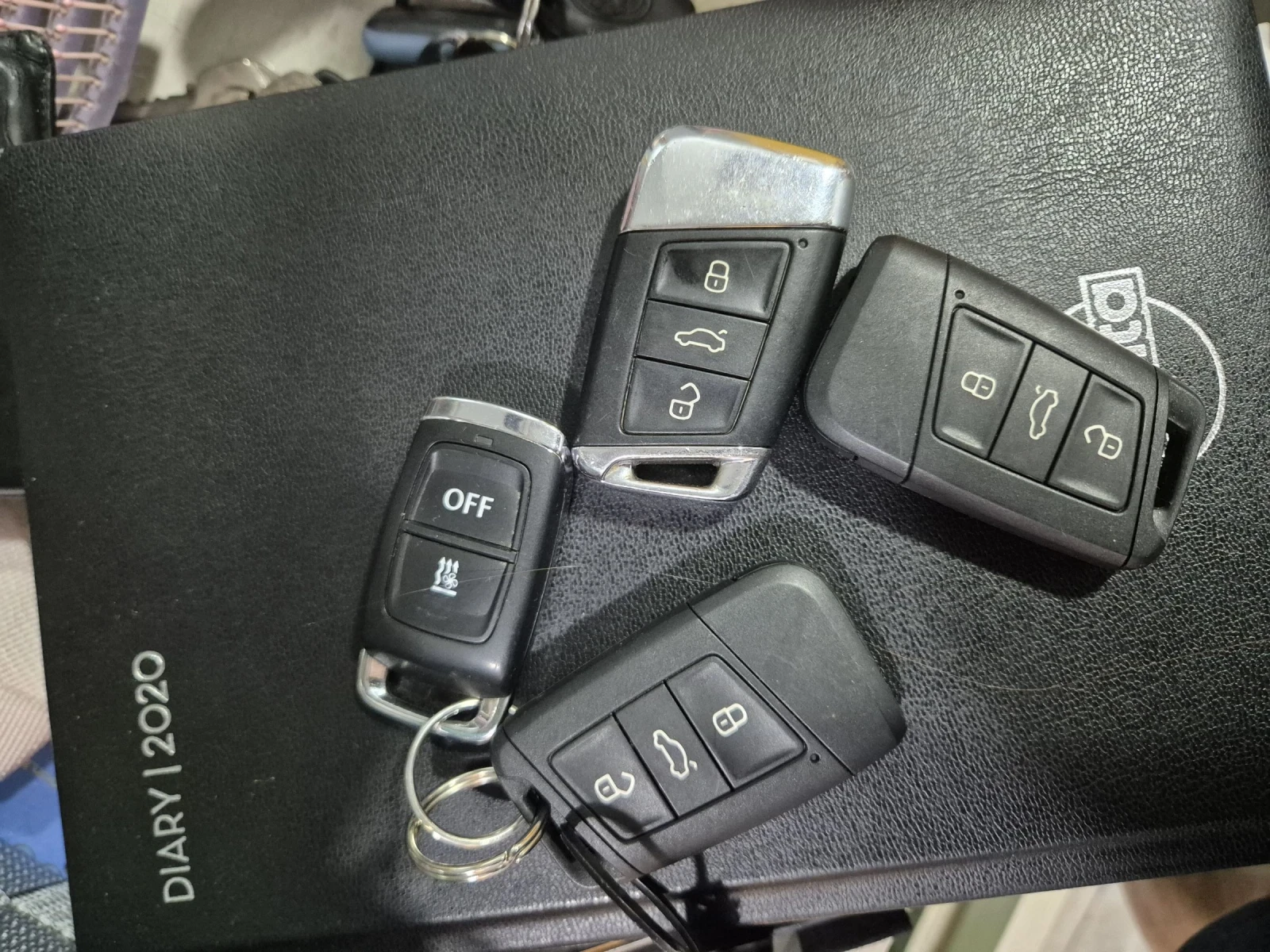 Skoda Superb 2.0 TDI 190 4x4, снимка 16 - Автомобили и джипове - 54170753