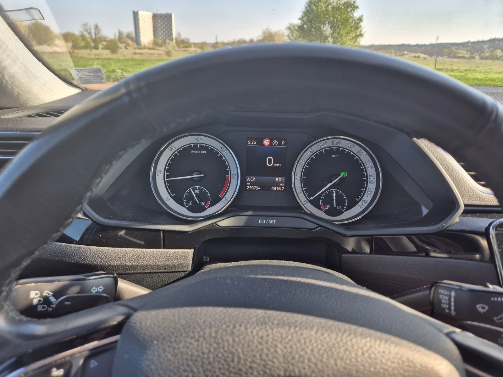 Skoda Superb 2.0 TDI 190 4x4, снимка 13 - Автомобили и джипове - 54170753