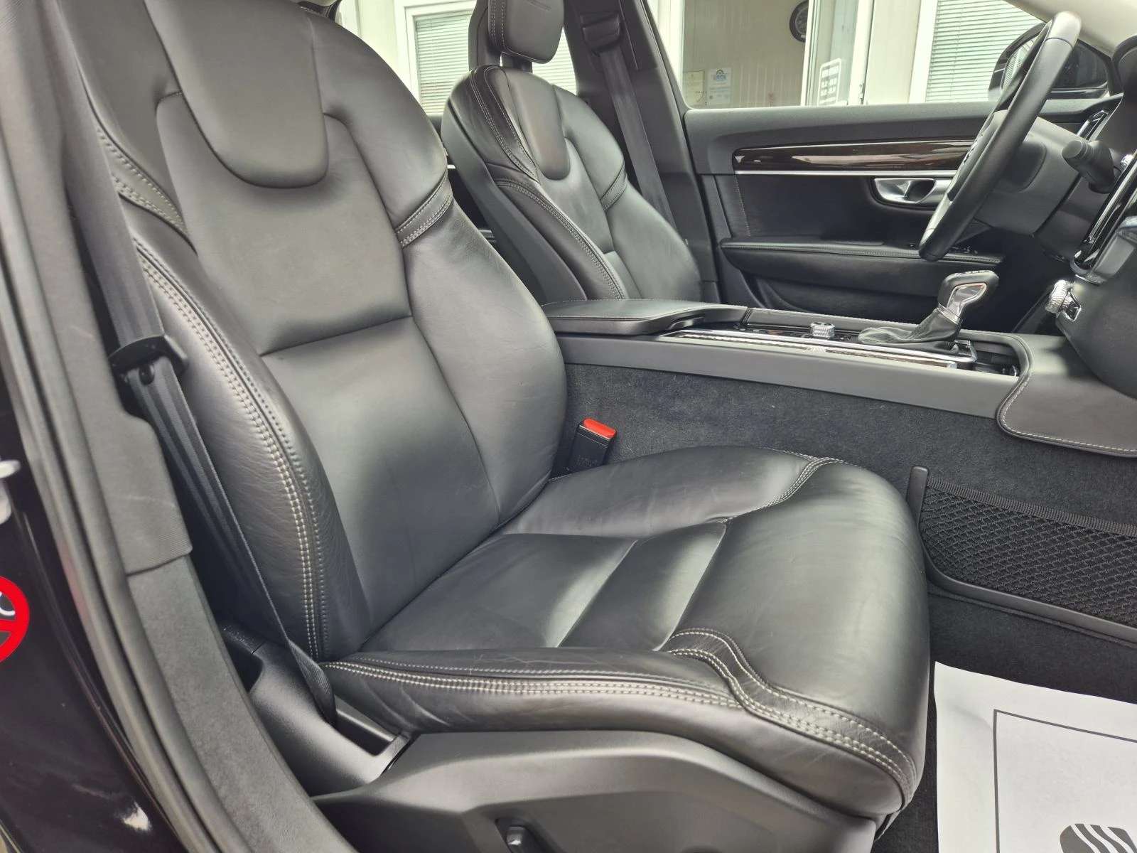 Volvo S90 D5-4X4-235кс-СУПЕР СЪСТОЯНИЕ, снимка 12 - Автомобили и джипове - 54220399