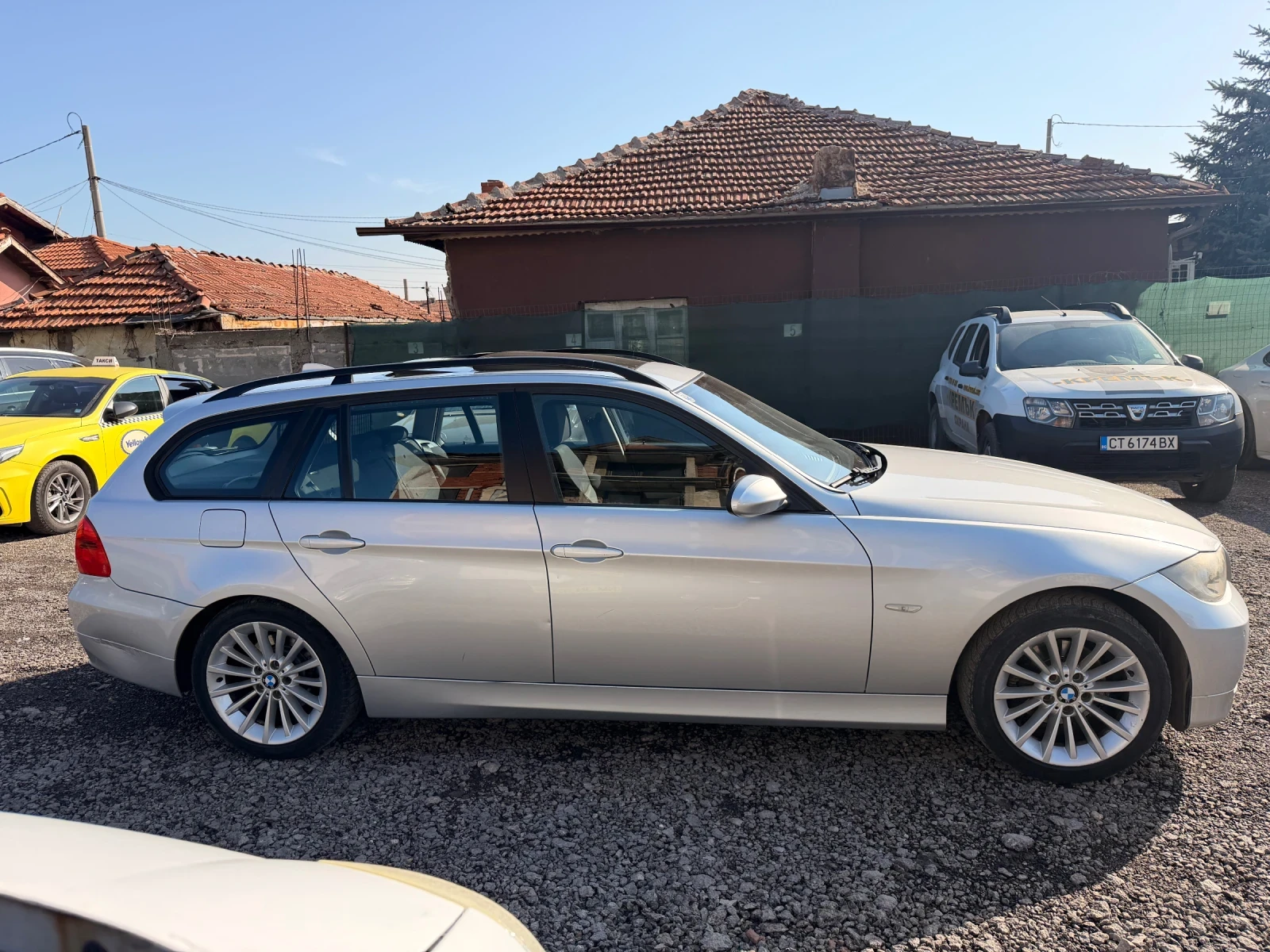 BMW 318 Панорама Подгрев Навигация 2 ключа, снимка 6 - Автомобили и джипове - 54223104