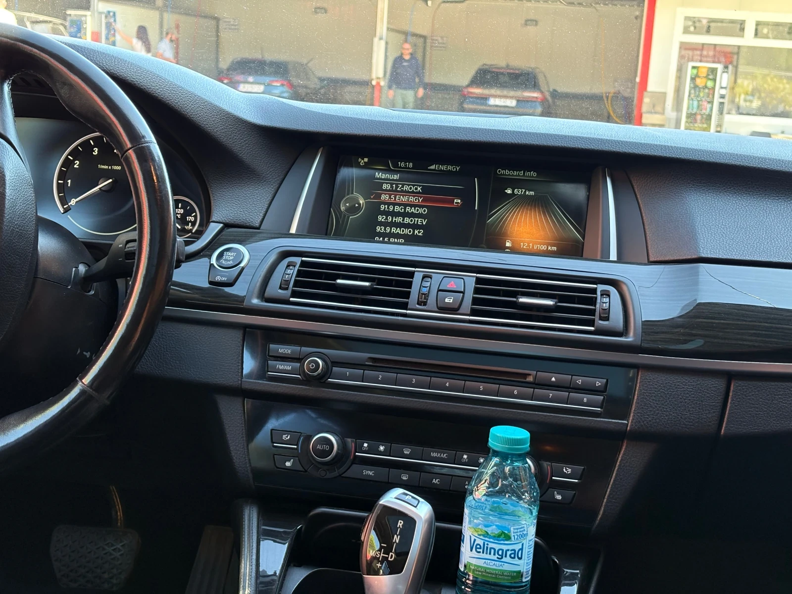 BMW 528 Xdrive, снимка 7 - Автомобили и джипове - 54335795