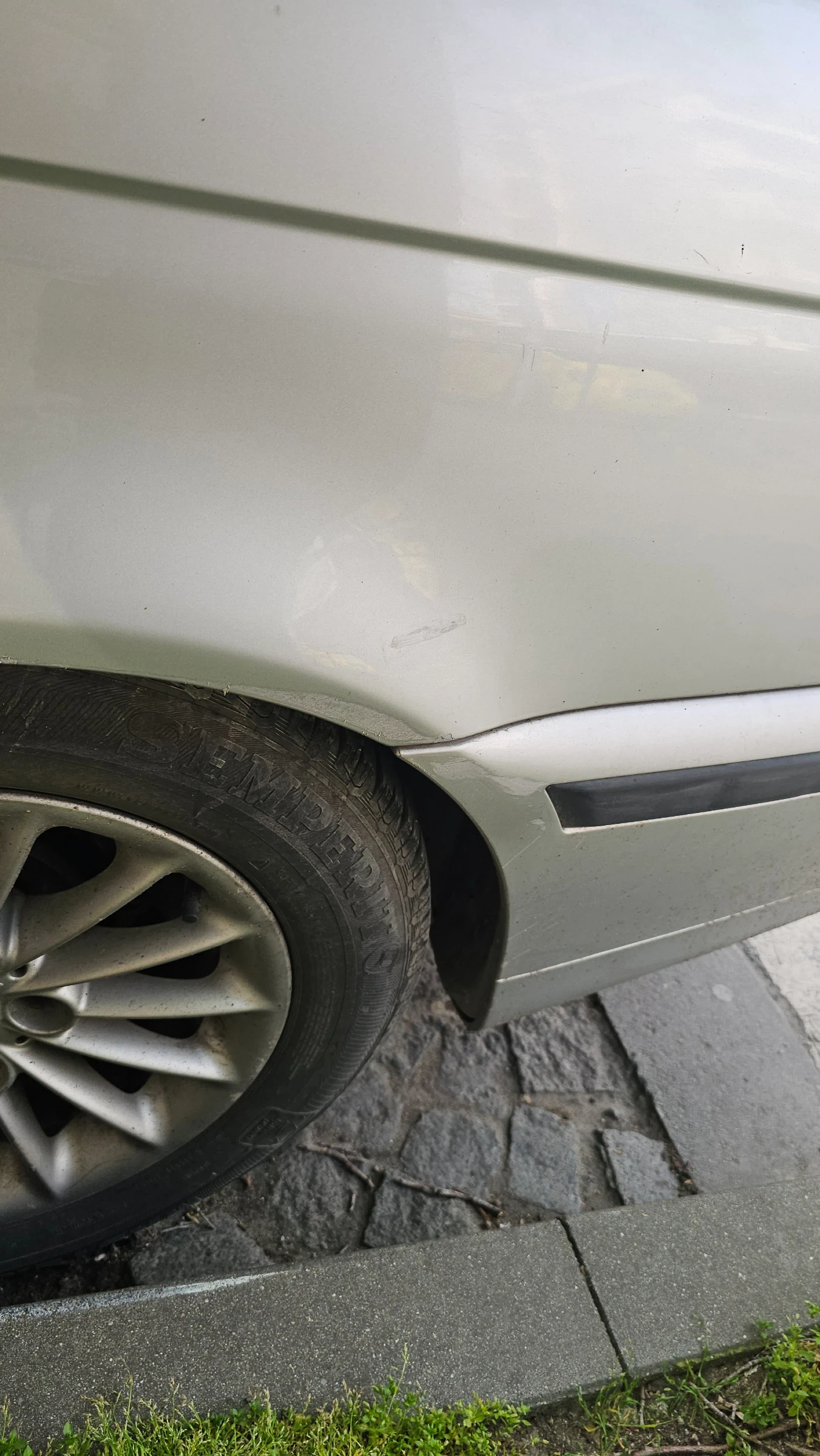 BMW 523, снимка 6 - Автомобили и джипове - 54378344