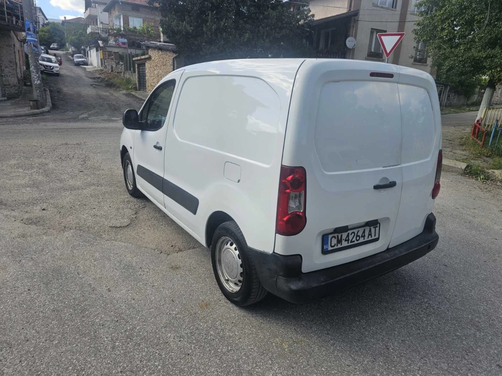 Peugeot Partner, снимка 6 - Автомобили и джипове - 54611122