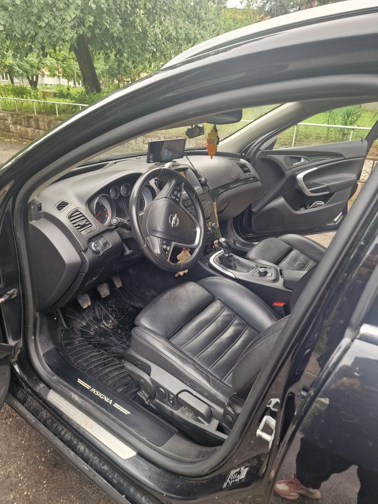 Opel Insignia 2.0 CDTI SPORT TOURER, снимка 7 - Автомобили и джипове - 54635159