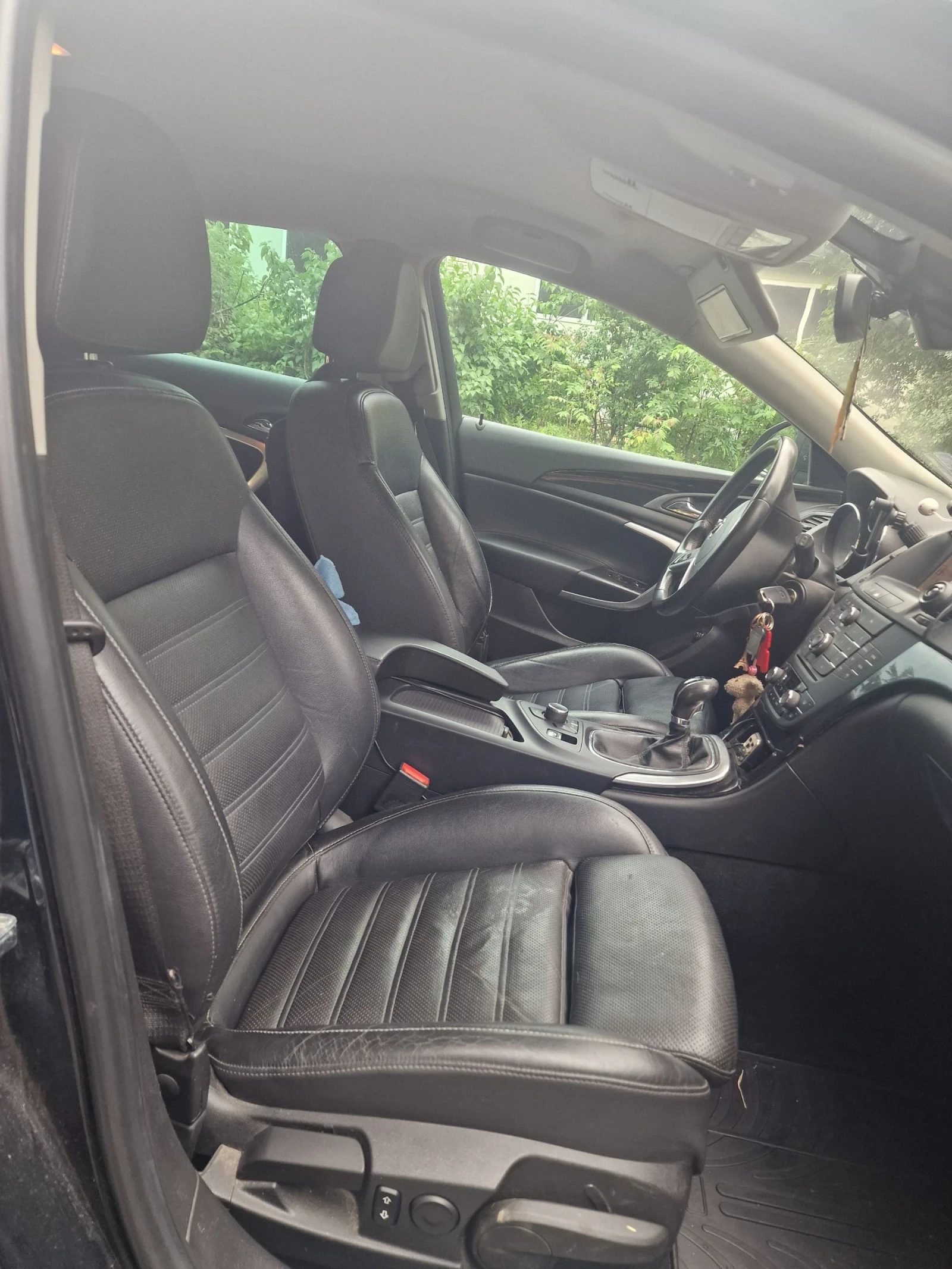 Opel Insignia 2.0 CDTI SPORT TOURER, снимка 11 - Автомобили и джипове - 54635159