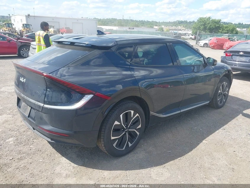 Kia EV6 Wind, снимка 4 - Автомобили и джипове - 55188199